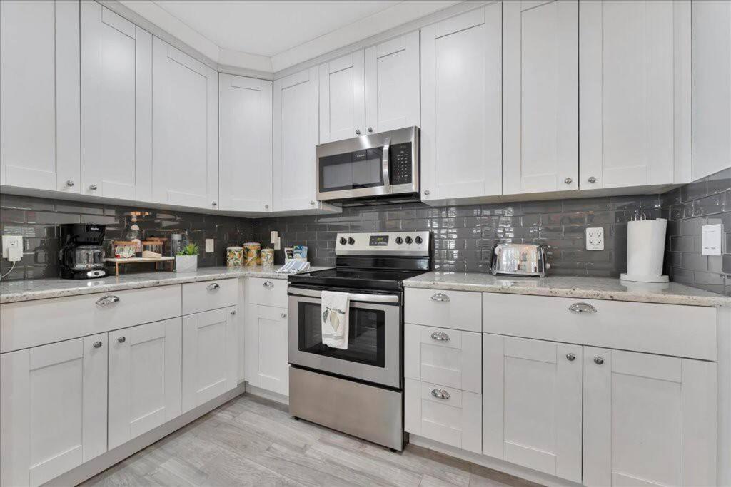 טאמפה Rivercrest Bungalow Retreat מראה חיצוני תמונה